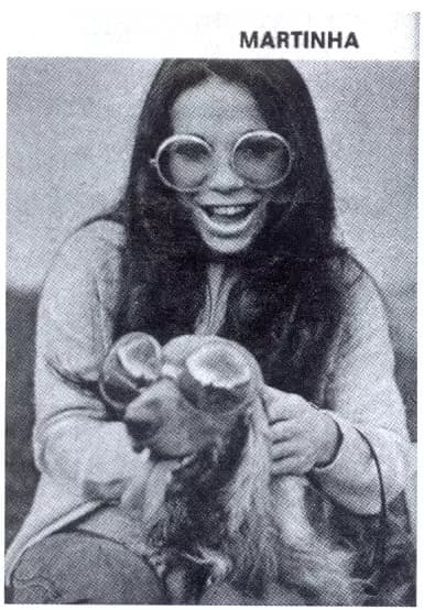 Revista Contigo Nº 76. Os Artista Também Criam Os Seus Bichinhos De Estimação. O "Queijinho De Minas! Tem Dois Cachorros Que Adora. Mansinhos E afáveis, Preferem Fugir Para A Avenida Brigadeiro Luiz Antônio, Em Lugar De Desempenhar Suas Funções De Vigia. Pág.. 8