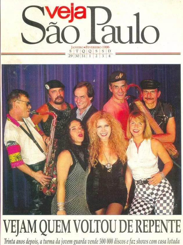 Revista Veja - Fevereiro De 1996. Vejam Quem Voltou De Repente. Trinta Anos Depois, A Turma Da Jovem Guarda Vende 500 000 Discos E Faz Shows Com Casa Lotada. Martinha Apelidada Por Roberto Carlos De Queijinho De Minas, Faz Apenas Três Números, Um Deles Em Dueto Com Silvinha "Aqui". Ela Relembra Seu Sucesso "Eu Te Amo Mesmo Assim", Além de "Eu Daria A Minha Vida" e "Nossa Canção"